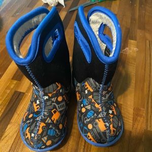Baby Bogs - size 6